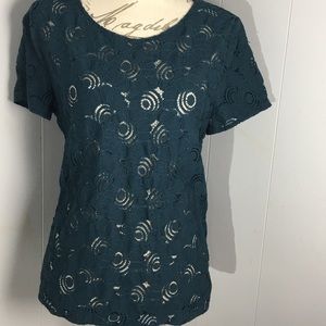💕Ann Taylor Loft eyelet short sleeve top L